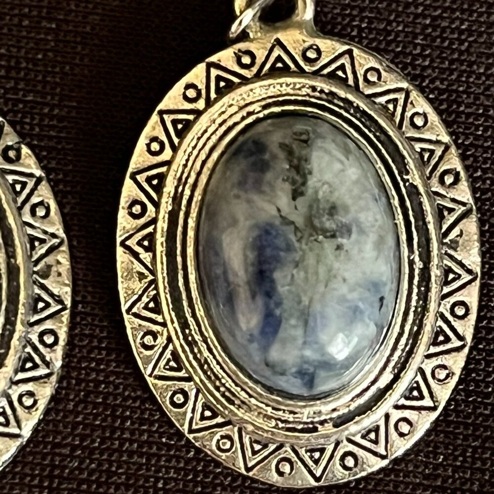 Taxco‑Style Sodalite Earrings – Antique Silver‑Tone Setting – Oval Cabochons - Picture 5 of 10